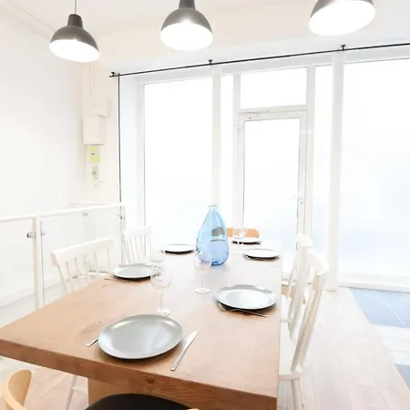 Design&bright Flat Near République Appartamento Parigi